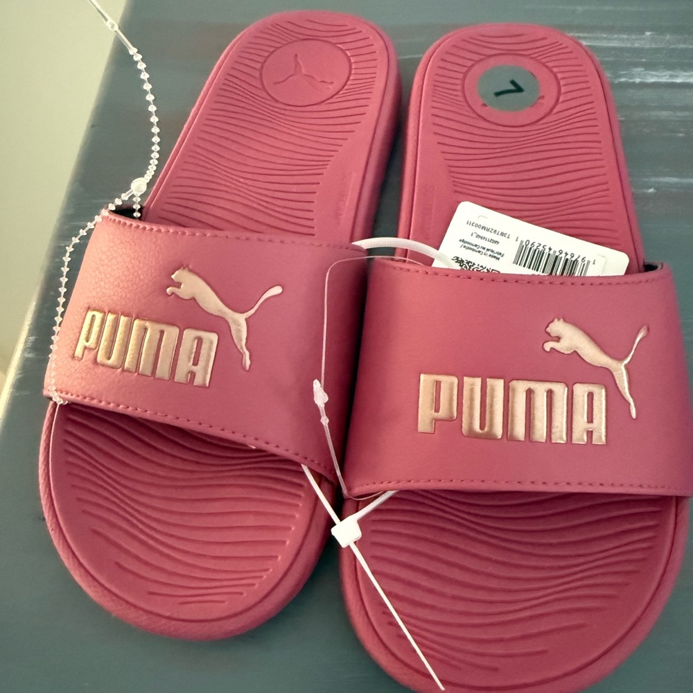 NWT Puma Berry Slide Sandals - Picture 2 of 3